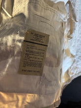 Load image into Gallery viewer, Gulf War US Army DCU Camouflaged Combat Field Coat/Jacket - Medium/Long - The Militaria Shop
