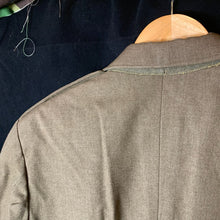 Lade das Bild in den Galerie-Viewer, Original WW2 US Army Class A Dress Jacket 1940 - Private Ryan Prop - 39 Regular - The Militaria Shop