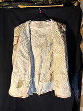 Charger l'image dans la galerie, Gulf War US Army DCU Camouflaged Combat Field Coat/Jacket - Medium/Long - The Militaria Shop