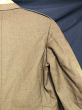 Load image into Gallery viewer, Grade 1 Used British Army No.2 Dress Uniform Jacket - Size 182/100/84 - The Militaria Shop