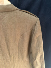 Lade das Bild in den Galerie-Viewer, British Army Surplus No.2 Service Dress Jacket - Size 182/100/84 - The Militaria Shop