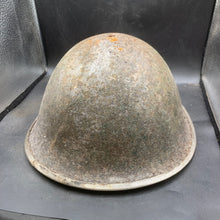 Lade das Bild in den Galerie-Viewer, Original British Army Mk4 Turtle Combat Helmet - The Militaria Shop