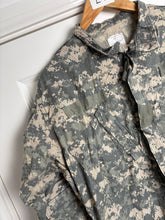 Load image into Gallery viewer, Surplus US Army ACU Combat Uniform Jacket-Medium Regular - The Militaria Shop