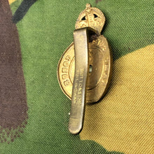 Load image into Gallery viewer, Original British Army WW2 Cap Badge - Army Catering Corps - The Militaria Shop