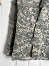 Lade das Bild in den Galerie-Viewer, Surplus US Army ACU Combat Uniform Jacket-Small Regular - The Militaria Shop