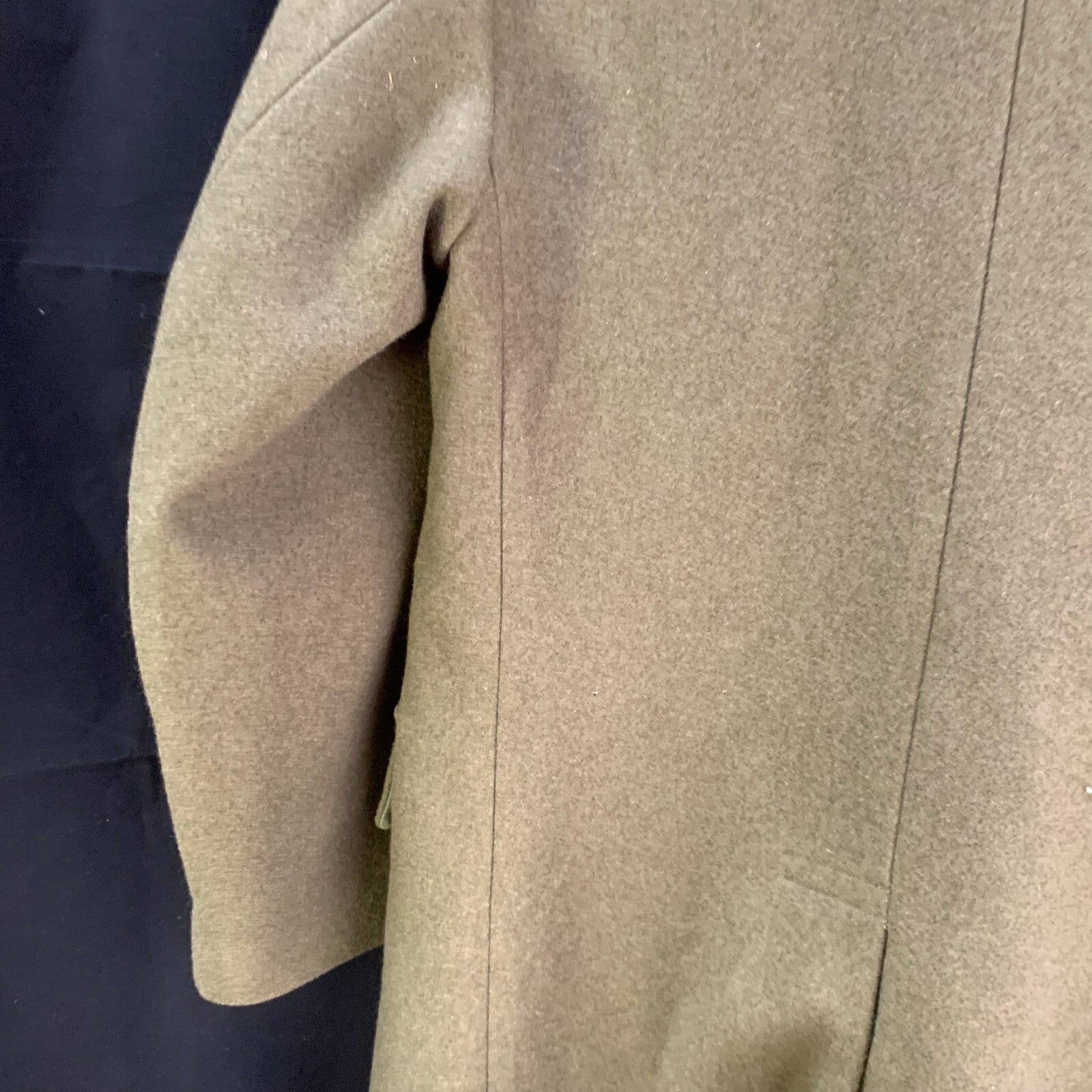 Genuine British Army Man's Mounted Regiment Khaki Greatcoat - 32" Chest - The Militaria Shop