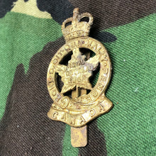 Load image into Gallery viewer, Original Canadian Army Royal Montreal Regiment Beret / Cap Badge - The Militaria Shop
