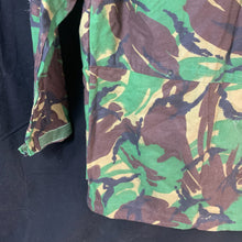 Lade das Bild in den Galerie-Viewer, Genuine British Army Combat DPM Field Jacket Smock Combat - 180/96 - The Militaria Shop