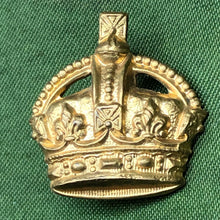 Load image into Gallery viewer, Original WW1/WW2 British Army Rank Crown - The Militaria Shop