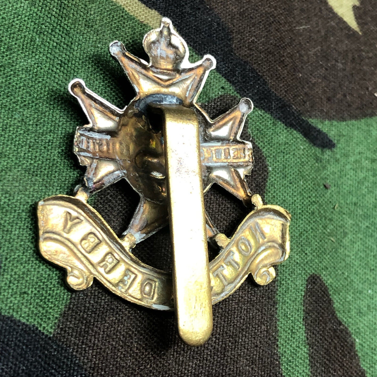 Original British Army Notts & Derby Regiment Beret / Cap Badge - The Militaria Shop