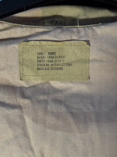 Charger l'image dans la galerie, Gulf War US Army DCU Camouflaged Combat Field Coat/Jacket - Small/Short - The Militaria Shop