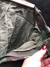 Load image into Gallery viewer, British Army Surpluis DPM Camouflaged Combat Trousers - Size 75/80/96 - The Militaria Shop