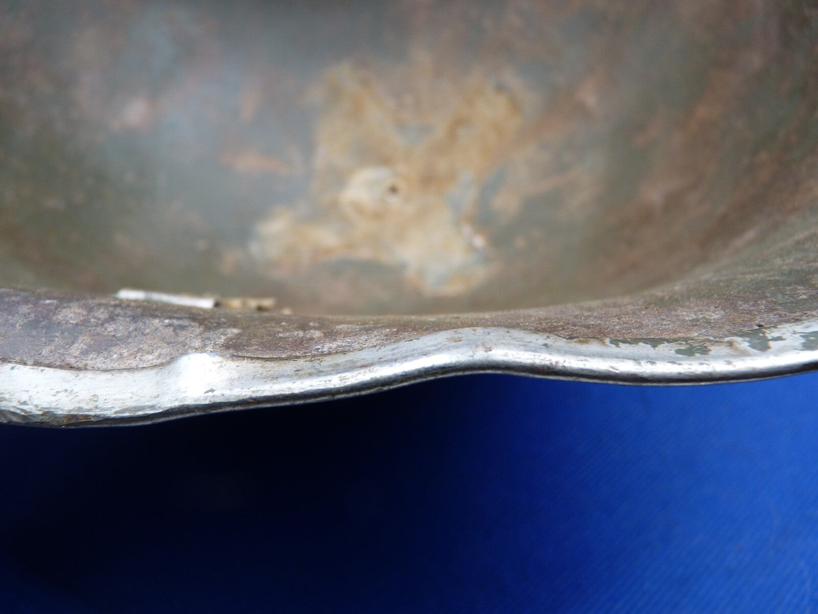 Mk3 Canadian / British Army Original WW2 Turtle Helmet High Rivet - Div Signed - The Militaria Shop