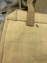 Charger l'image dans la galerie, Original WW2 Dated British Army 37 Pattern Large Pack & Straps - Great Condition - The Militaria Shop