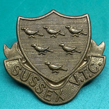 Charger l'image dans la galerie, British Army Cap Badge - Sussex Volunteer Training Corps - The Militaria Shop