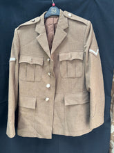 Load image into Gallery viewer, Grade 1 British Army FAD No2 Dress Uniform Jacket - Size 176/104/96 - The Militaria Shop