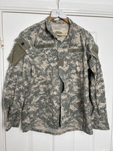 Load image into Gallery viewer, Surplus US Army ACU Combat Uniform Jacket -Size Medium-Regular - The Militaria Shop
