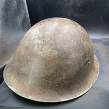 Charger l'image dans la galerie, Original WW2 British/Canadian Army Mk3 "Turtle" Combat Helmet - The Militaria Shop