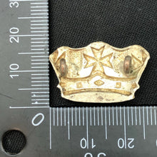 Load image into Gallery viewer, Unknown Vintage Crown Badge - The Militaria Shop
