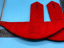 Lade das Bild in den Galerie-Viewer, Pair of Original British Army Grenadier Guards Bandsman's Epaulettes / Wings - The Militaria Shop