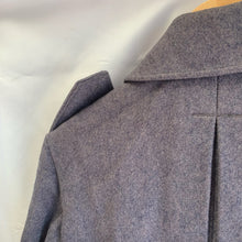 Charger l'image dans la galerie, Original British Army Foot Guards Greatcoat Other Ranks - Size 176/100 - The Militaria Shop