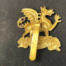 Load image into Gallery viewer, Genuine WW2 British Army Brass Cap Badge - Royal Berkshire Regiment - The Militaria Shop