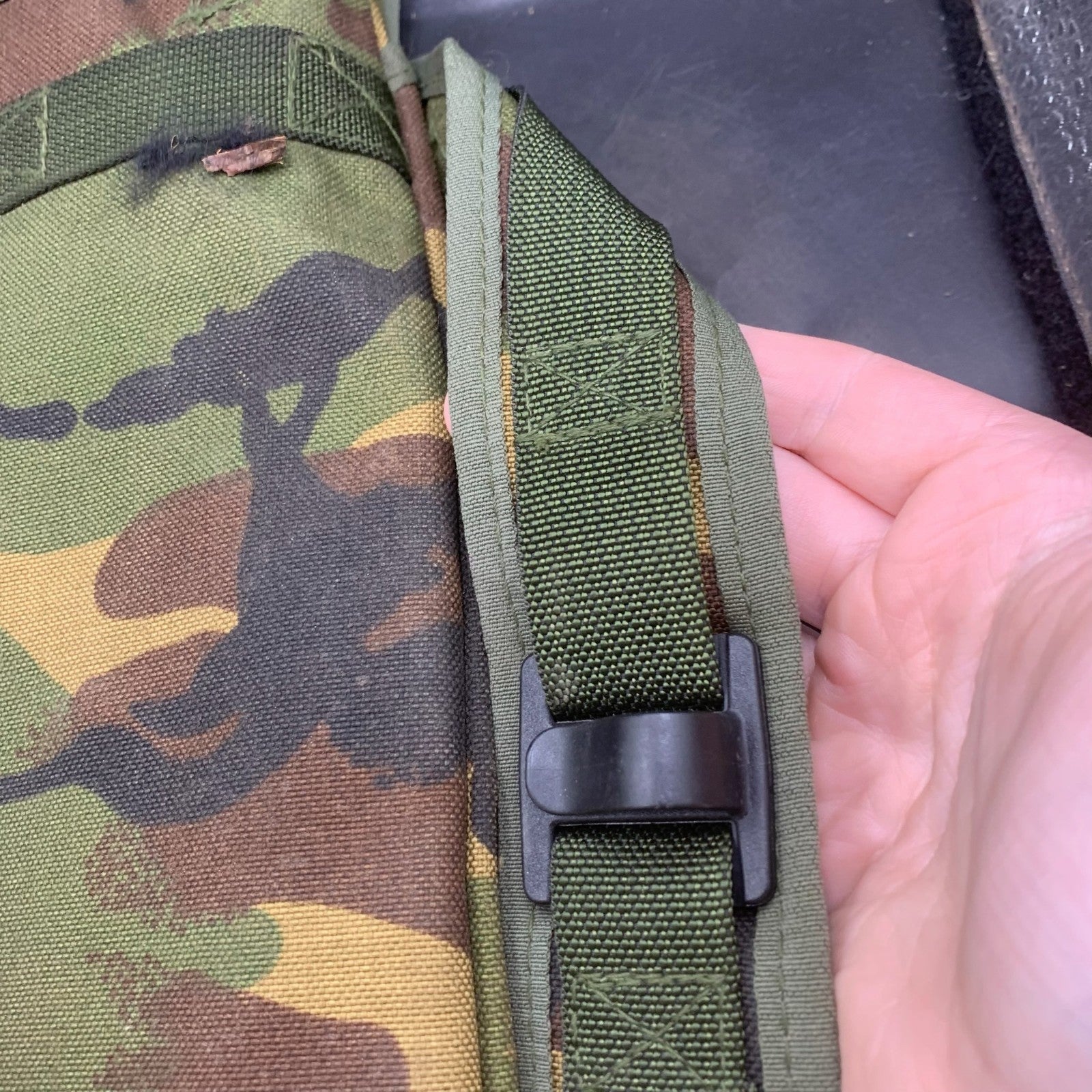 Genuine British Army DPM Camouflaged Individual Hydration System - The Militaria Shop