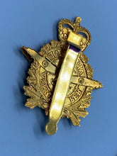 Charger l'image dans la galerie, Original Canadian Forces Air Operations Branch Cap Badge - The Militaria Shop