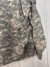 Load image into Gallery viewer, Surplus US Army ACU Combat Uniform Jacket -Size Medium-Regular - The Militaria Shop