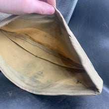 Lade das Bild in den Galerie-Viewer, Genuine USN US Navy Side Cap Hat - New in Packet - Size 7 1/2 - The Militaria Shop