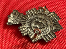Load image into Gallery viewer, WW1 / WW2 British Army Duke of Edinburgh's Own Volunteer Rifles Cap Badge - The Militaria Shop