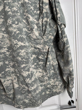 Charger l'image dans la galerie, Surplus US Army ACU Combat Uniform Jacket-Large X Long - The Militaria Shop