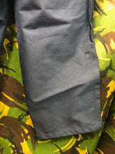 Lade das Bild in den Galerie-Viewer, Vintage Royal Mail Stormproof Leggings Trousers - 34-38" Waist - The Militaria Shop