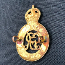 Load image into Gallery viewer, Original WW1 British Army Regimental Cap Badge - First Regiment of Life Guards - The Militaria Shop