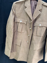 Lade das Bild in den Galerie-Viewer, Grade 1 British Army FAD No2 Dress Uniform Jacket - Size 170/104/88 - The Militaria Shop