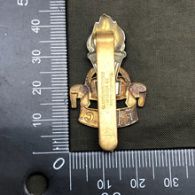 Charger l'image dans la galerie, Original British Army Cap/Beret Badge - Royal Army Education Corps RAEC - The Militaria Shop
