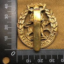 Charger l'image dans la galerie, Genuine British Army Cap Badge - South Wales Borderers - The Militaria Shop