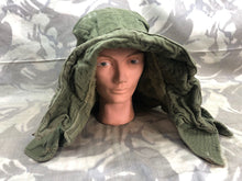 Lade das Bild in den Galerie-Viewer, Original Korean War Era British Army Middle Parka Detatchable Hood - The Militaria Shop