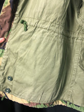 Load image into Gallery viewer, Genuine British Army 68 Pattern DPM Field Jacket Smock Paratrooper - 36" Chest - The Militaria Shop