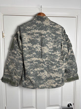 Load image into Gallery viewer, Surplus US Army ACU Combat Uniform Jacket Broken Zip-Medium XShort - The Militaria Shop