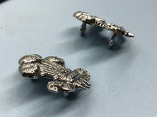 Load image into Gallery viewer, Genuine British Army Wiltshire Yeomanry Collar Badges Set - The Militaria Shop