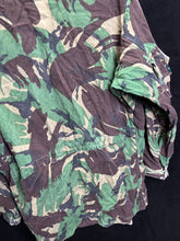 Load image into Gallery viewer, Surplus British Army Woodland DPM Smock Combat Jacket -Size 40inch chest - The Militaria Shop