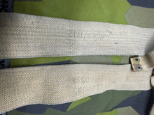 Load image into Gallery viewer, Original WW2 British Army Matching Pair of L-Straps ME Co. Marked - The Militaria Shop