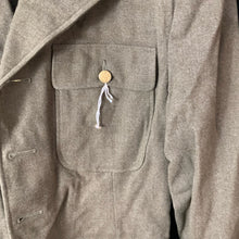 Lade das Bild in den Galerie-Viewer, Original WW2 US Army Class A Dress Jacket 1941 - Private Ryan Prop - 39" Long - The Militaria Shop