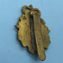 Load image into Gallery viewer, Original Canadian Army Cap Badge - Canadian Forces Tri-Service - The Militaria Shop