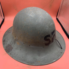 Lade das Bild in den Galerie-Viewer, Original WW2 British Civil Defence Home Front Zuckerman Civilian Helmet SFP - The Militaria Shop