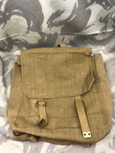 Charger l'image dans la galerie, Original WW2 Dated British Army 37 Pattern Large Pack - Great Condition - The Militaria Shop