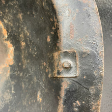 Lade das Bild in den Galerie-Viewer, Original British Army WW2 Combat Steel Helmet - The Militaria Shop