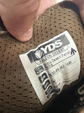 Lade das Bild in den Galerie-Viewer, British Army Surplus Brown Leather Combat Boots - YDS - Size UK 7 M - The Militaria Shop