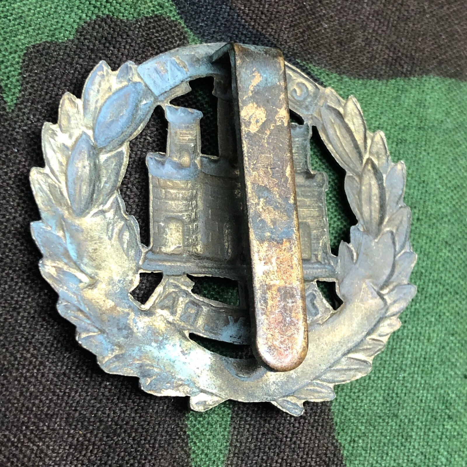 Original WW2 British Army Northamptonshire Regiment Cap Badge - The Militaria Shop